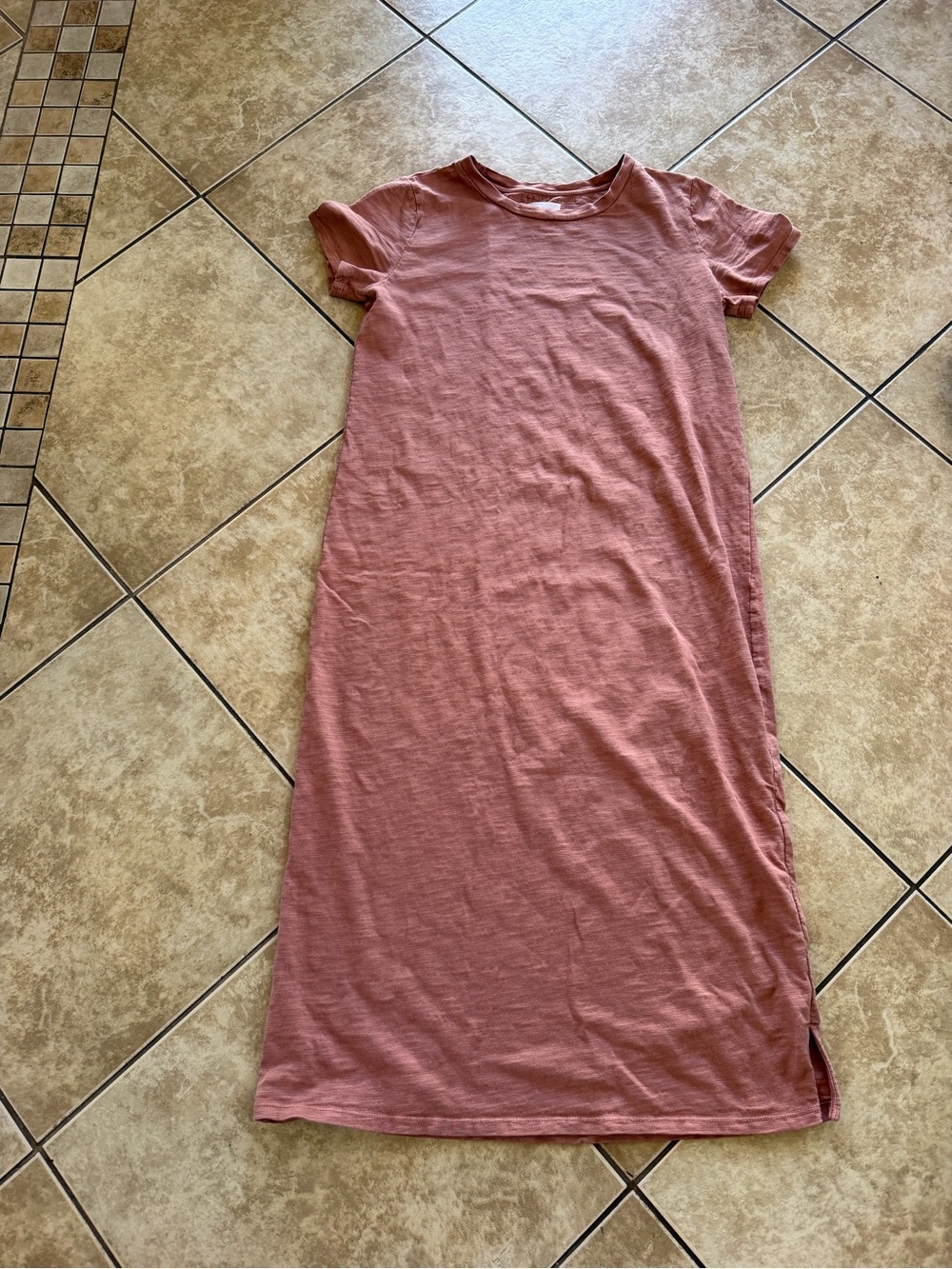 Lou & Grey Short-Sleeve Maxi Dress in Dusty Rose
